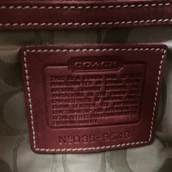 VTG Red Leather Coach Shoulder/Crossbody Bag - Picture 2 of 9